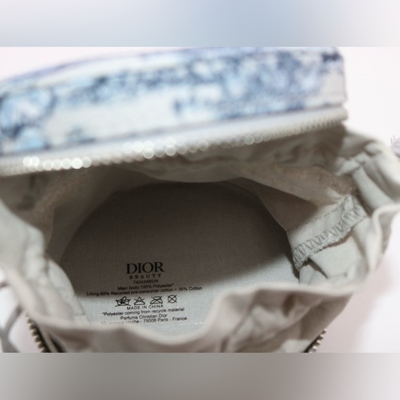 DIOR Travel Jewelry Case in Around The World Print - Picture 2 of 11